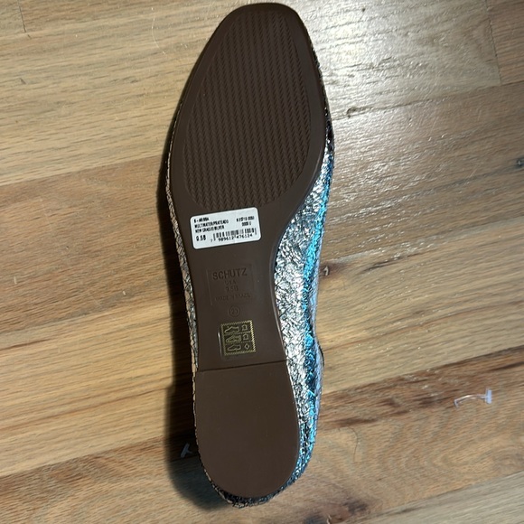 BRAND NEW Schultz Silver Slip Ons - Picture 6 of 6